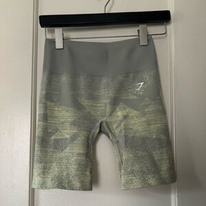 Gymshark Adapt Ombre Seamless Short - Triangle Taupe Gray Print
